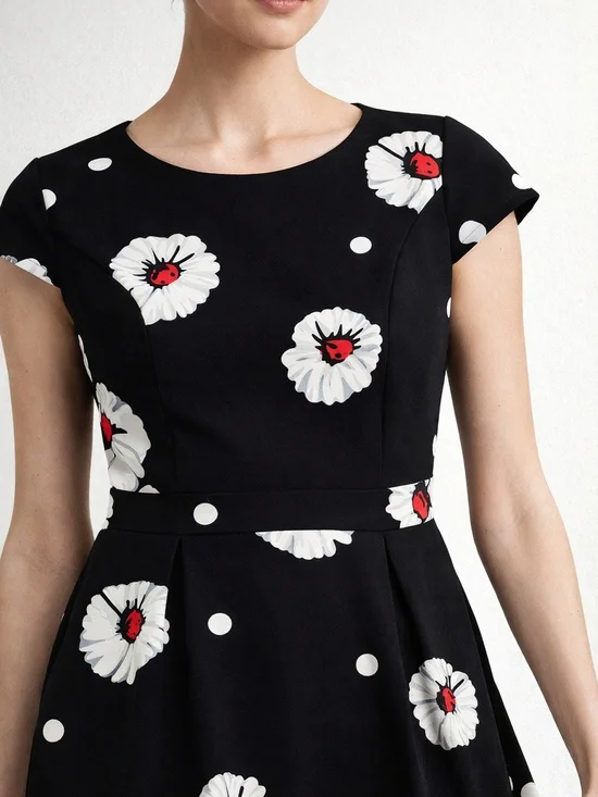 Black Floral A-Line Dress Size M Back Daisy Print  Fit & Flare Minimalist Retro - Picture 3 of 14